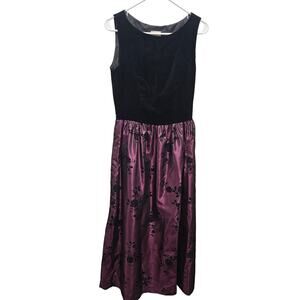 Vintage Laura Ashley Black Velvet Beaded Embroidered Flowers Putple Dress Size 6